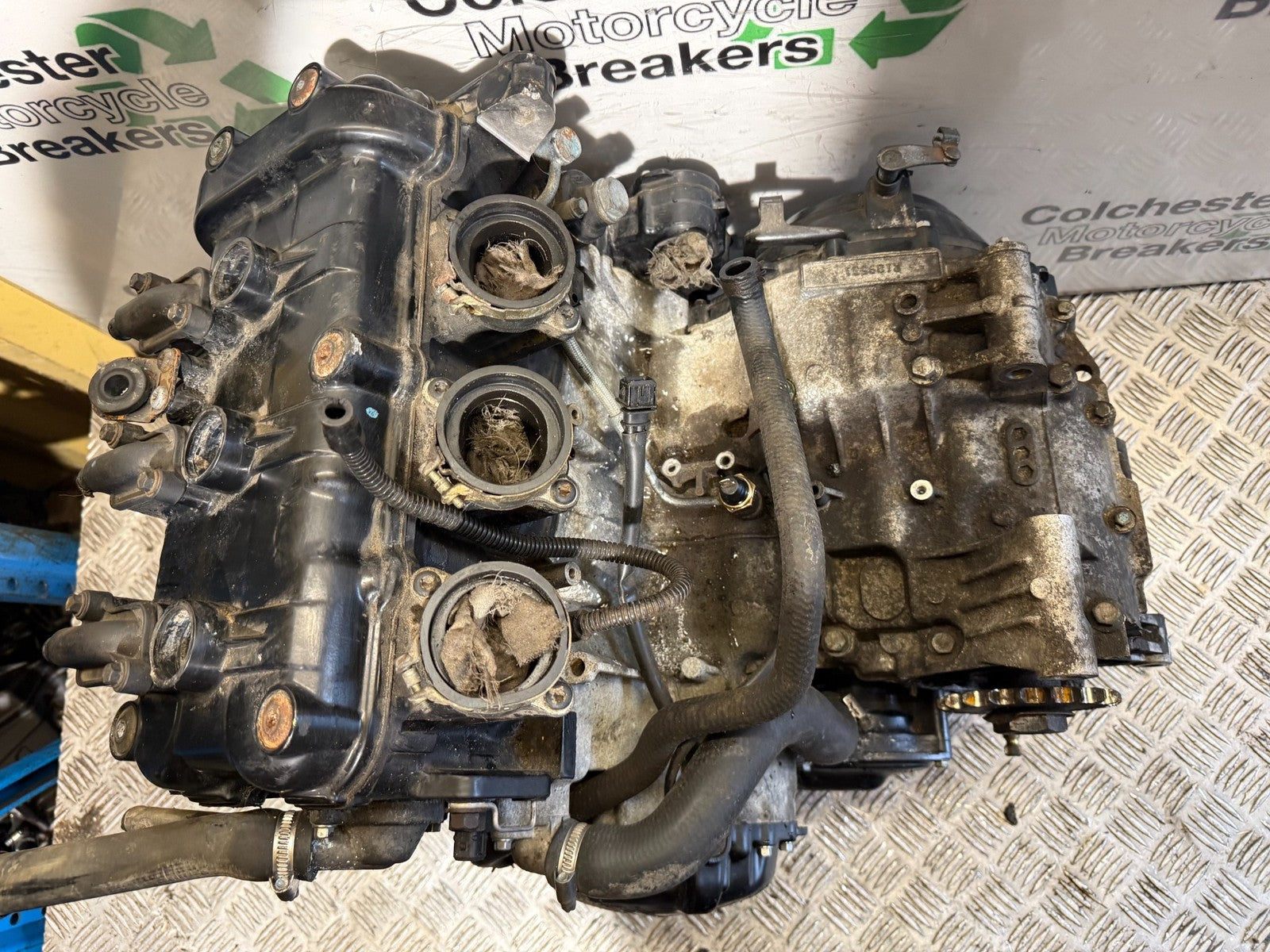 TRIUMPH 955i SPRINT ST ENGINE YEAR 1999-04 (CMB1230)