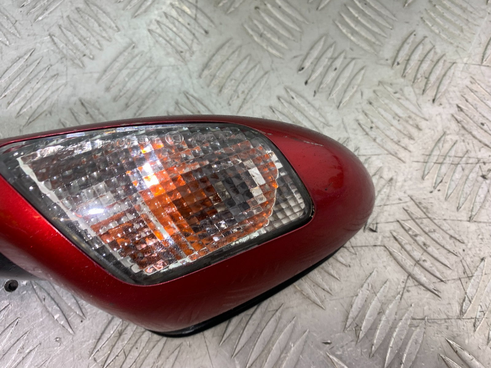 HONDA CBR1100 BLACKBIRD RIGHT MIRROR  YEAR 1999-2005 (CMB1232)