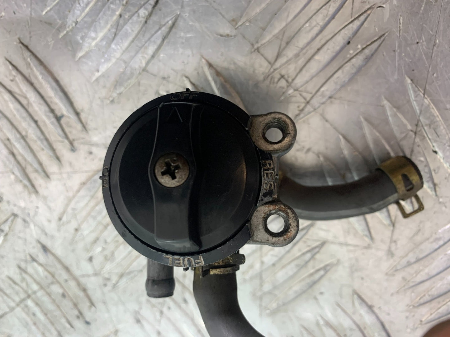 KAWASAKI ZZR1100 D PETROL TAP  YEAR 1993-2001 (CMB1289)