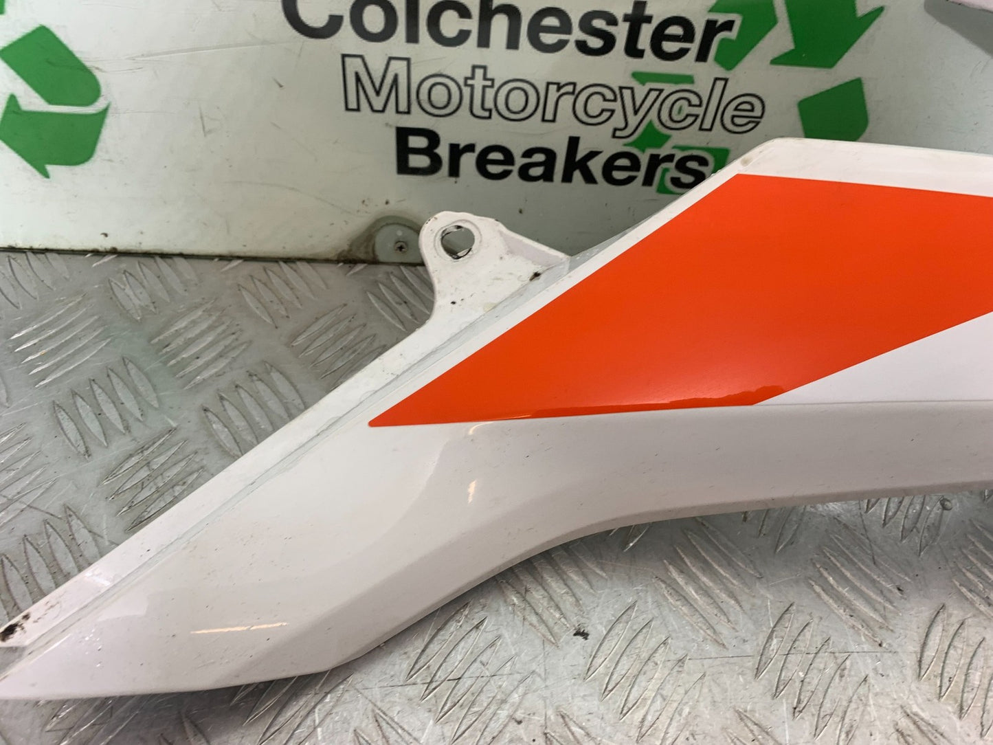 KTM 390 ADVENTURE RIGHT SIDE FAIRING PANEL YEAR 2020-24 (CMB1240)