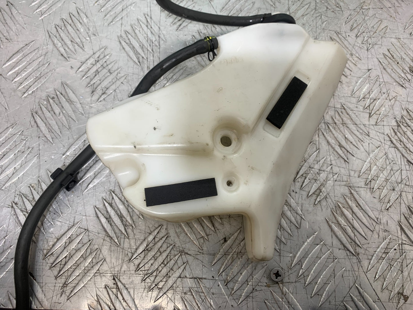 APRILIA TUONO 1000 V4R COOLANT BOTTLE   YEAR 2011-13  (CMB1331)
