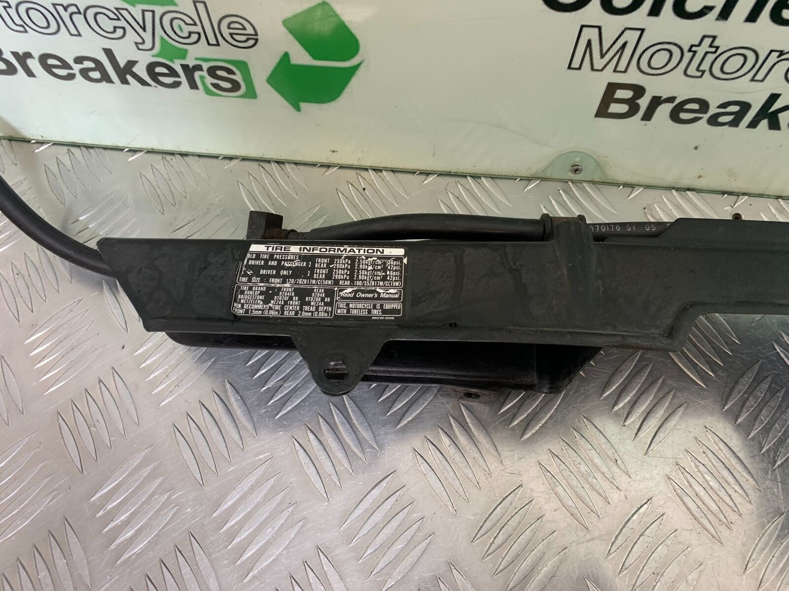 HONDA VFR800 VFR 800 V-TEC CHAIN GUARD  YEAR 2002 -09 (CMB1012)