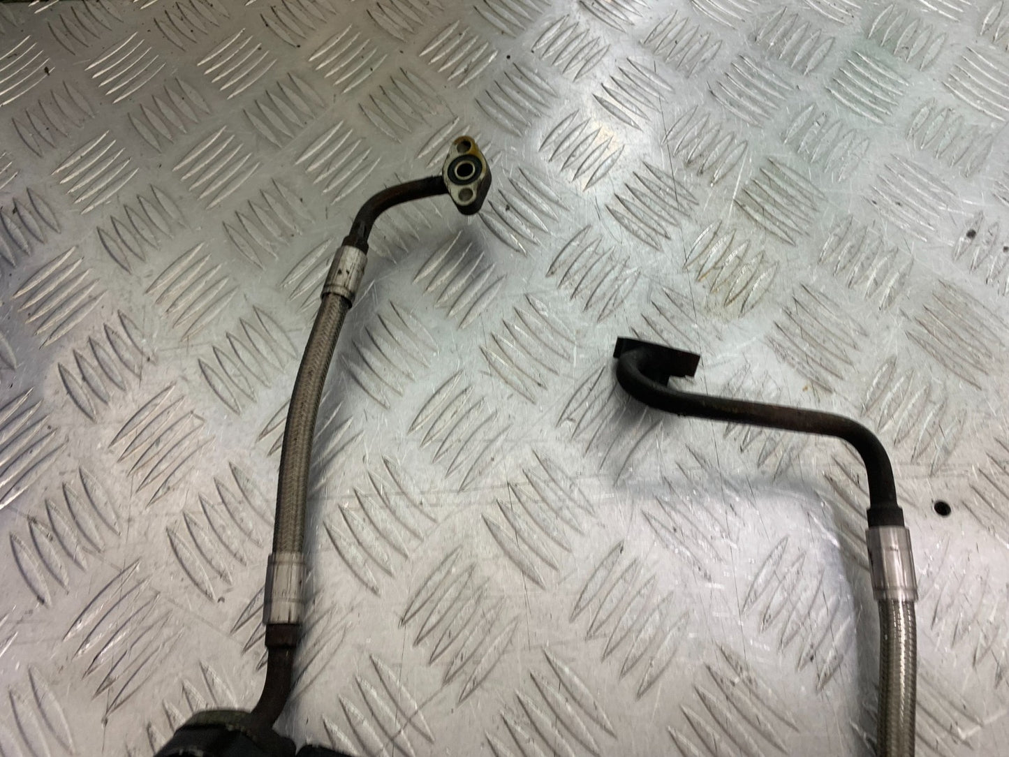 TRIUMPH 1050 SPRINT ST OIL COOLER AND LINES 2003-2011 (CMB1285)