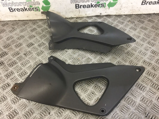 HONDA XL1000 VARADERO LEFT AND RIGHT SEAT PANELS YEAR 2002 (STOCK 595)