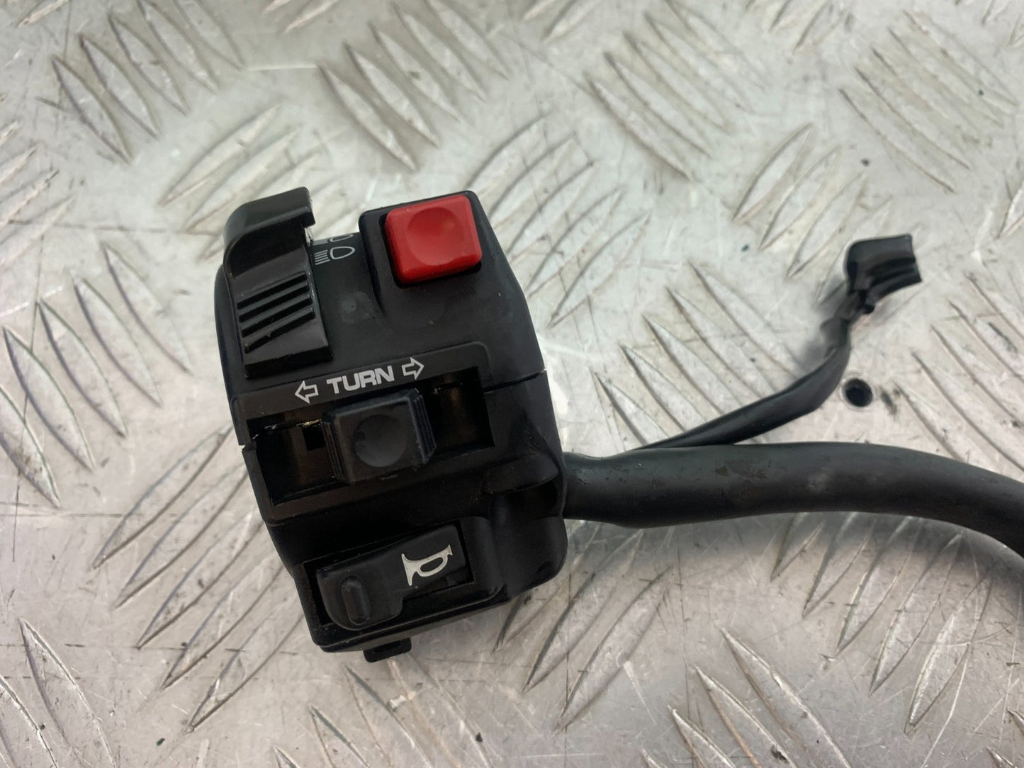 HONDA CBR1000 rr FIREBLADE LEFT SWITCH GEAR   YEAR 2012-2016 (CMB1198)