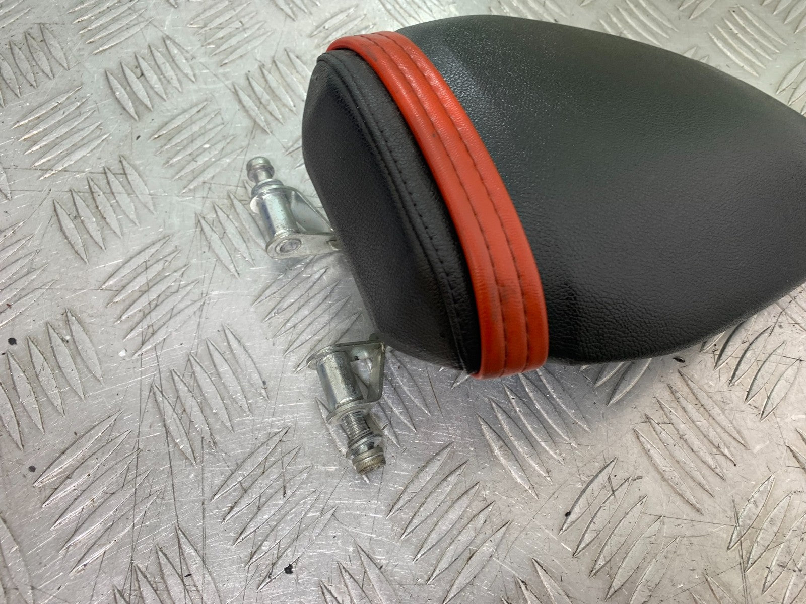 MV AGUSTA 800 F3 REAR SEAT YEAR 2017-2019 (CMB1227)