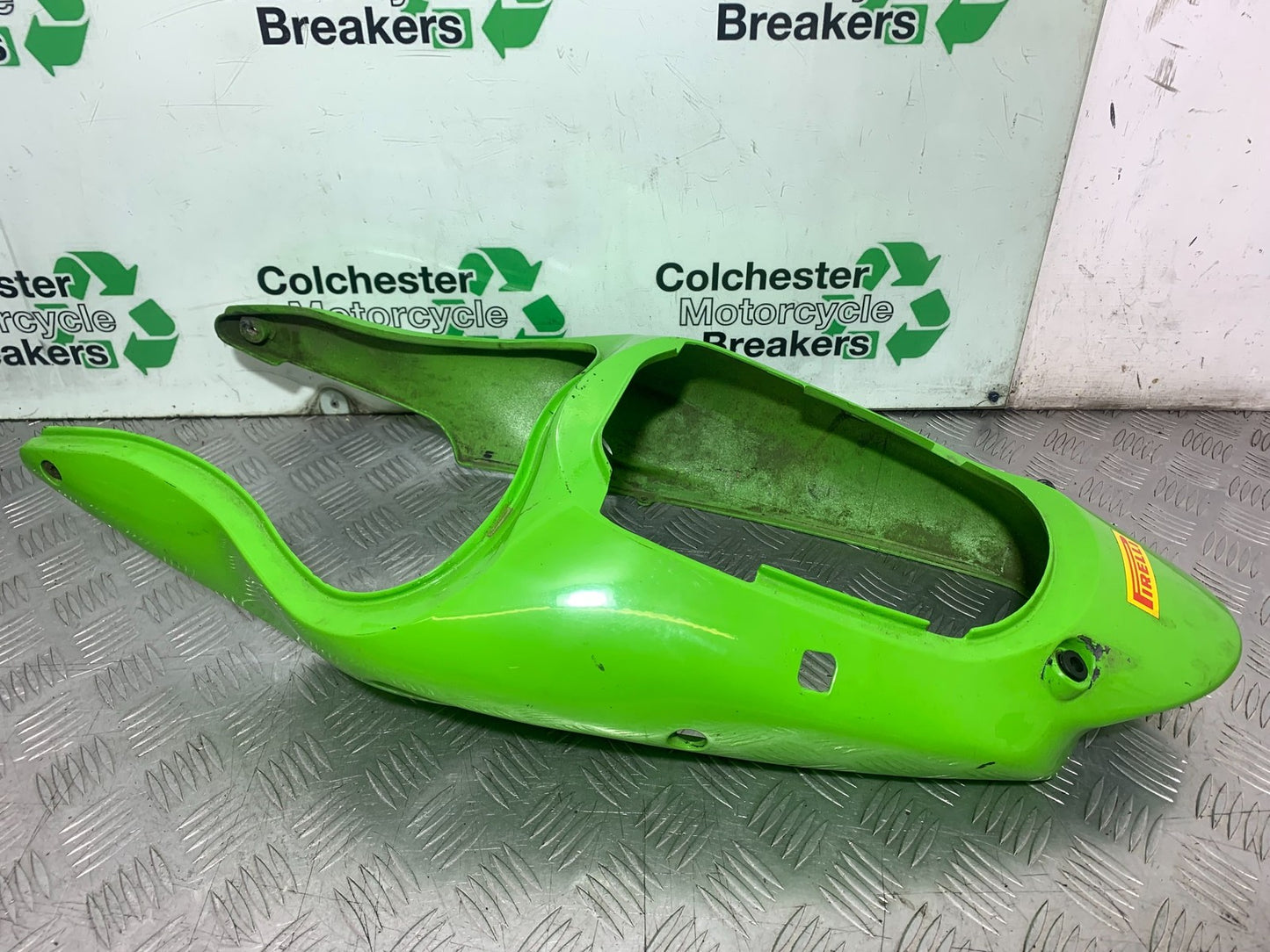 KAWASAKI ZX9R ZX9 C TAIL PIECE SEAT UNIT  YEAR 1998-99 (CMB1213)