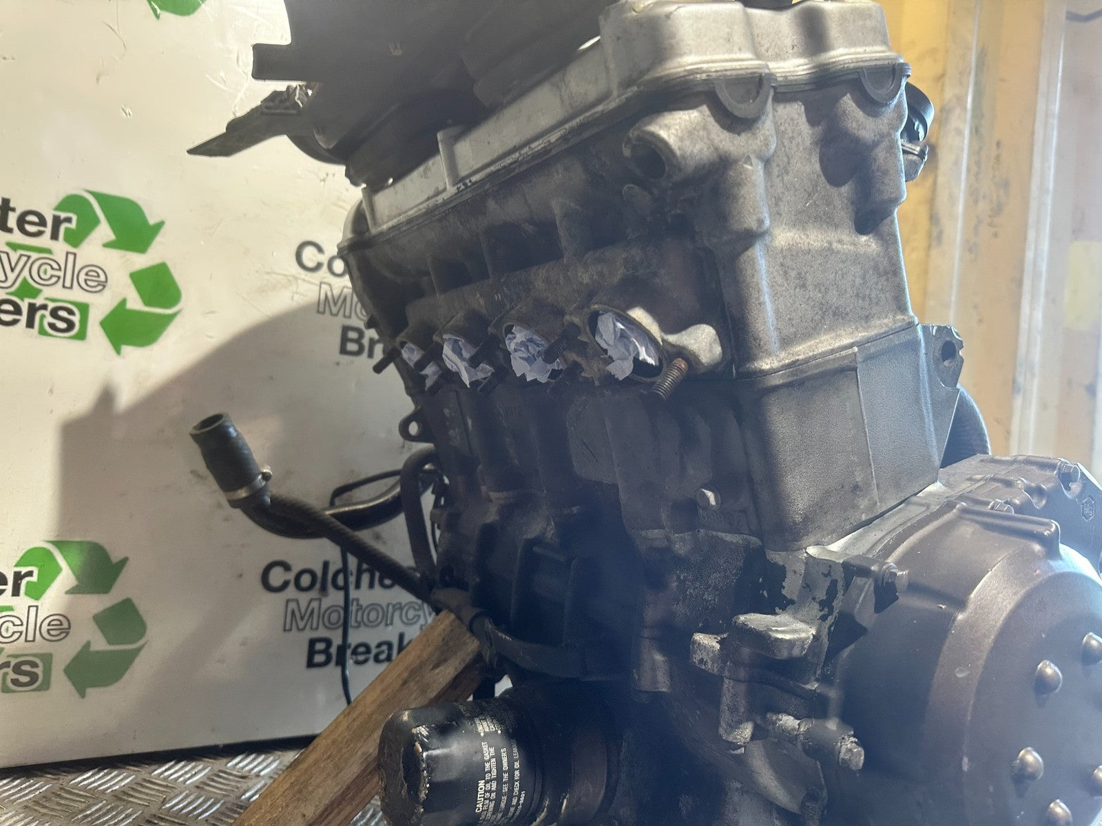 KAWASAKI ZX9R ZX9 E1 E2 ENGINE YEAR 2000-01  (CMB1171)