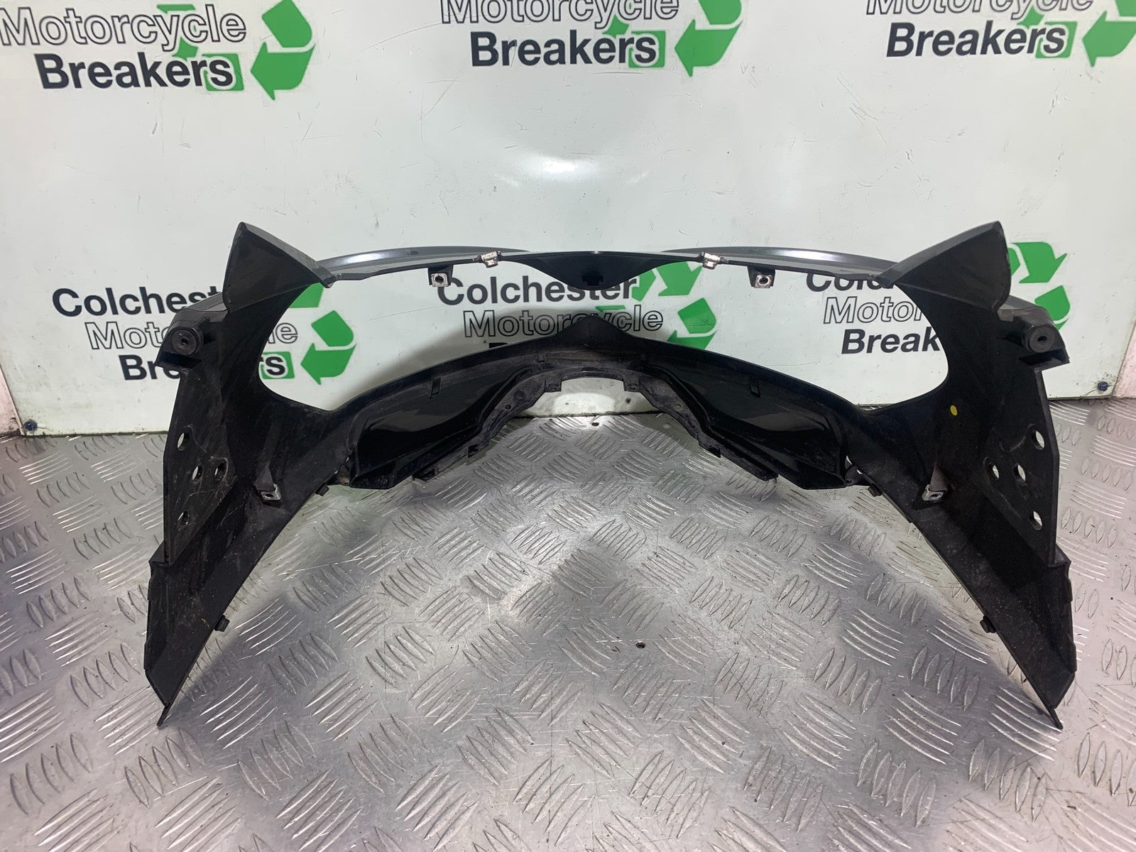 KAWASAKI GTR1400 GTR 1400 TOP FAIRING  YEAR 2007-2009 (CMB1174)