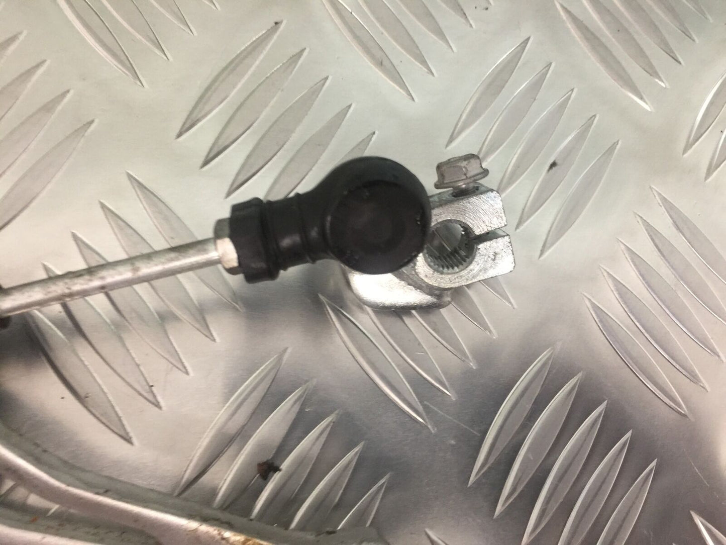 KAWASAKI VERSYS 1000 KLZ 1000 GEAR LEVER   YEAR  2015-2018 (STOCK 912)