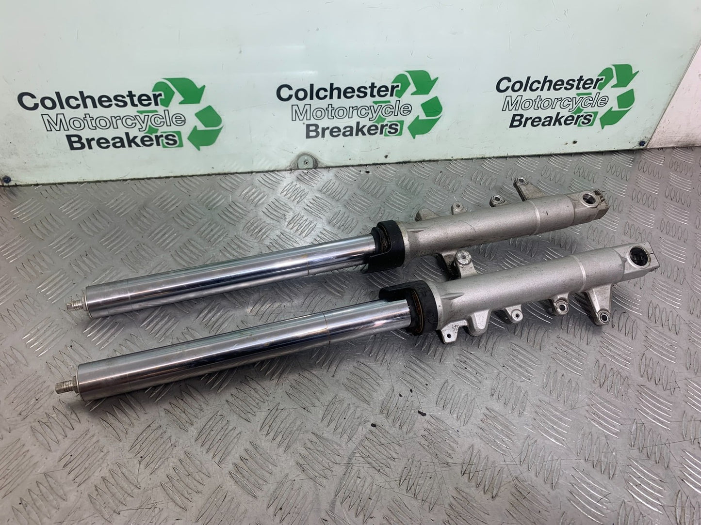 SUZUKI GSR600 GSR 600 FORKS  2006-2010 (CMB1177)