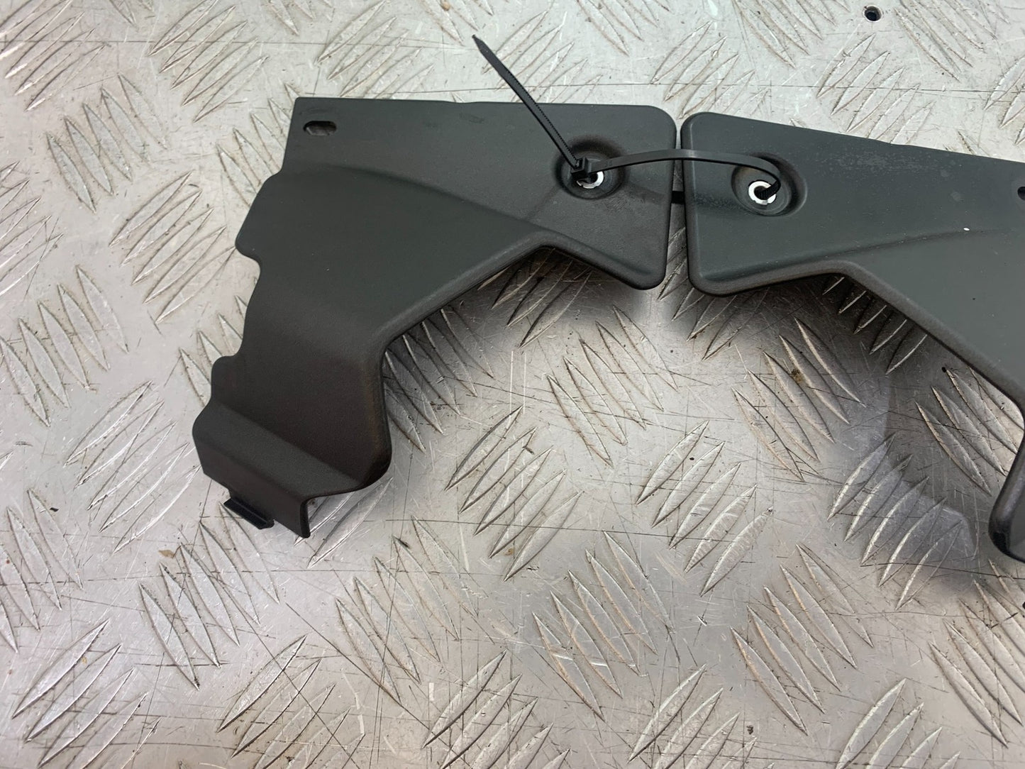 YAMAHA XVS 1300 MIDNIGHT STAR LEFT AND RIGHT FRAME INFILLS YEAR 2007-16(CMB1200)