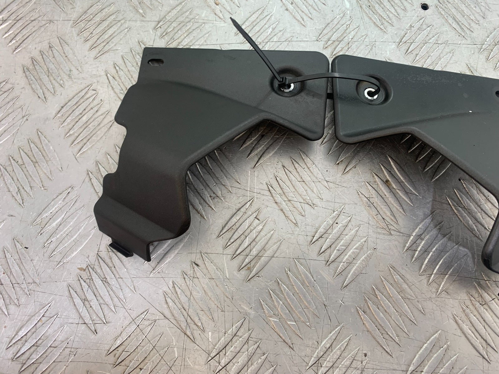YAMAHA XVS 1300 MIDNIGHT STAR LEFT AND RIGHT FRAME INFILLS YEAR 2007-16(CMB1200)