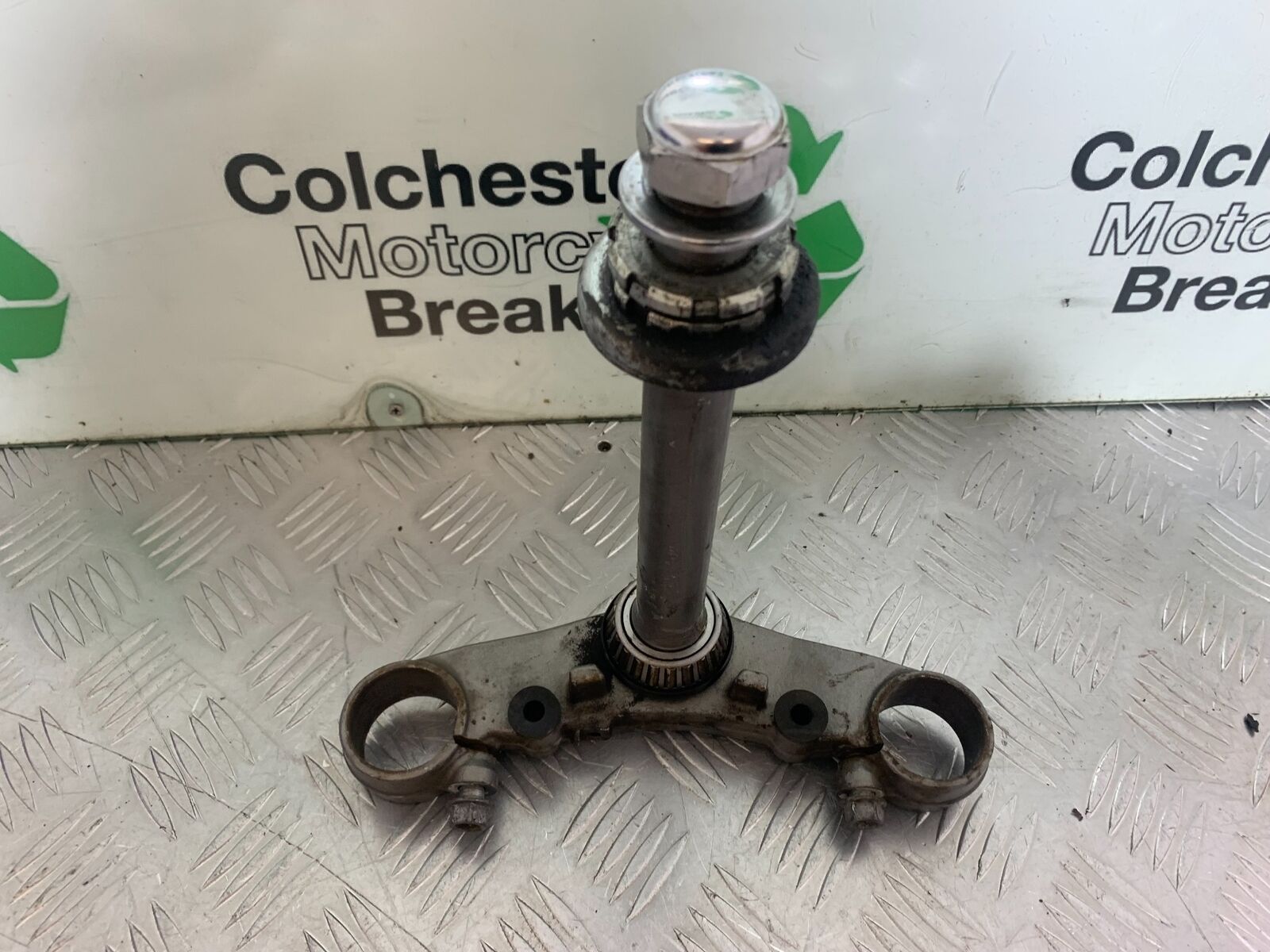 HONDA CB600 CB 600 HORNET BOTTOM YOKE  YEAR 1998 -2002 (CMB1126)