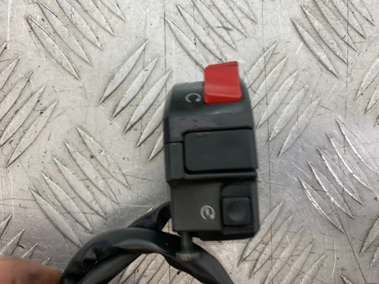 KTM 990 SUPER DUKE RIGHT SWITCH GEAR  YEAR 2007-2011  (CMB1207)