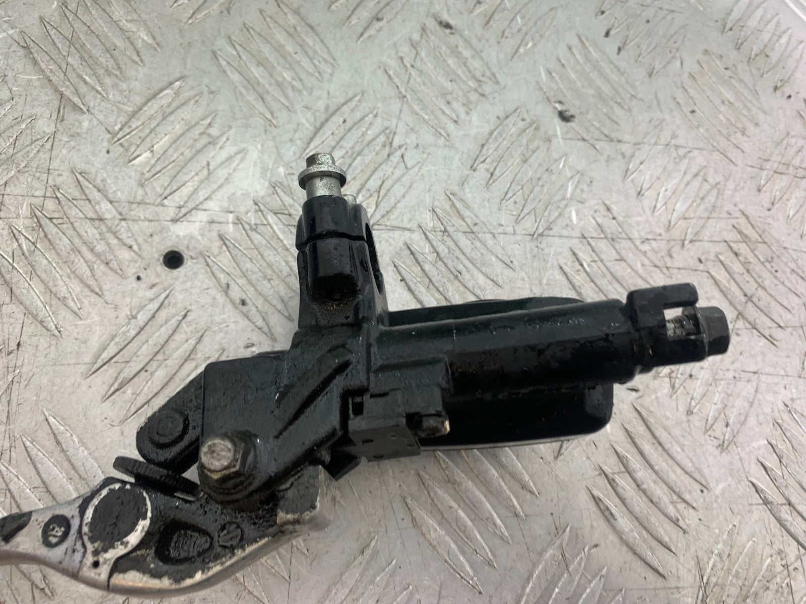 HONDA CBR1100 BLACKBIRD CLUTCH MASTER CYLINDER  YEAR 1999-2005 (CMB1232)