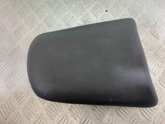 HONDA CBF125 CBF 125 REAR SEAT  YEAR 2009-14  (CMB1172)