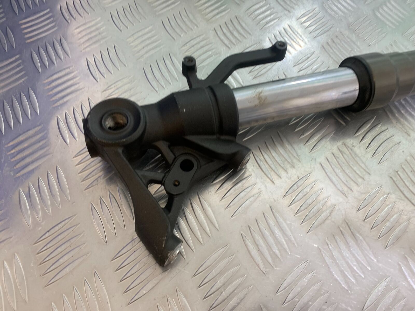 KAWASAKI Z1000 Z 1000 SX LEFT FORK  YEAR 2011-13 (CMB1000)