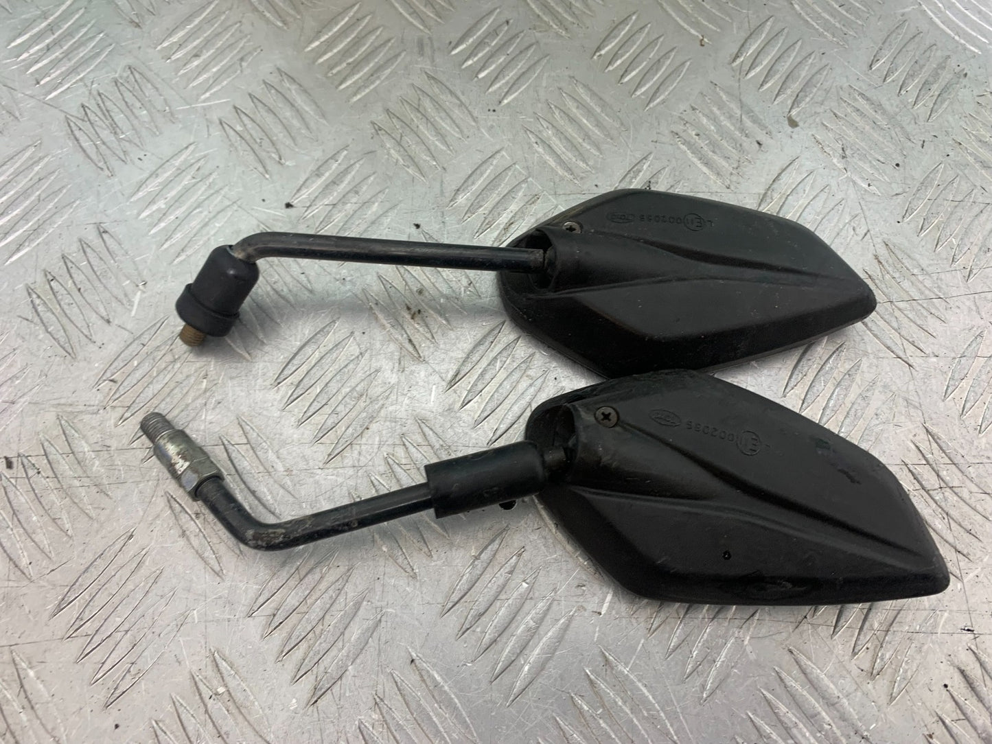 YAMAHA XMAX 125 XMAX-125 MIRRORS  YEAR 2015-2020  (CMB1266)
