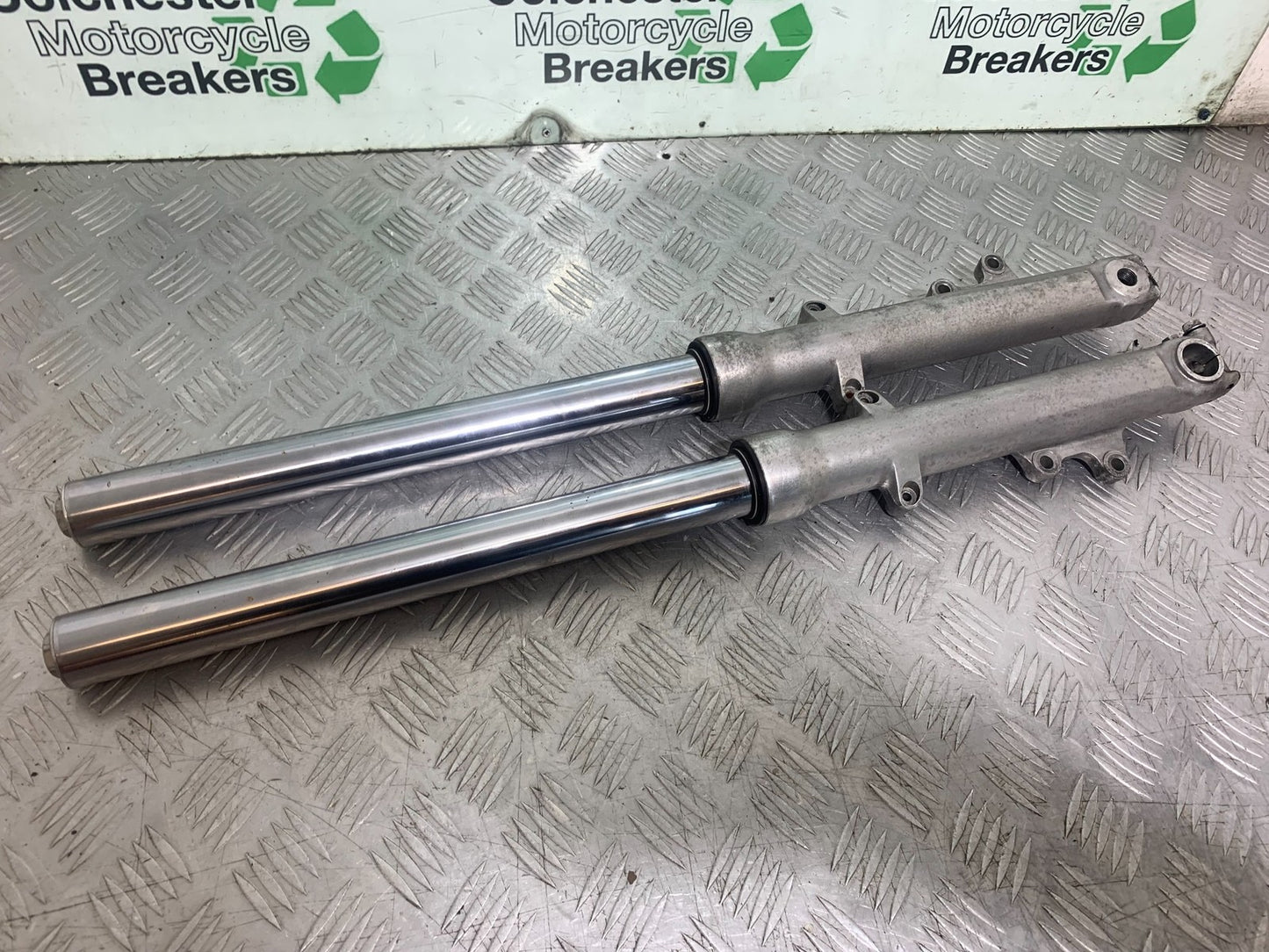 SUZUKI GSX750 INAZUMA FORKS (SOLD AS PARTS)  YEAR 1998-2003 (CMB1308)