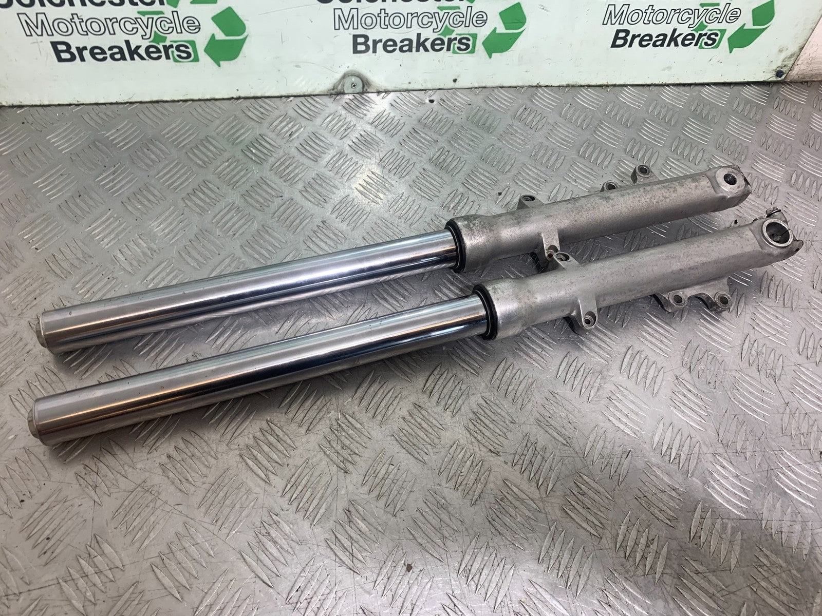 SUZUKI GSX750 INAZUMA FORKS (SOLD AS PARTS)  YEAR 1998-2003 (CMB1308)