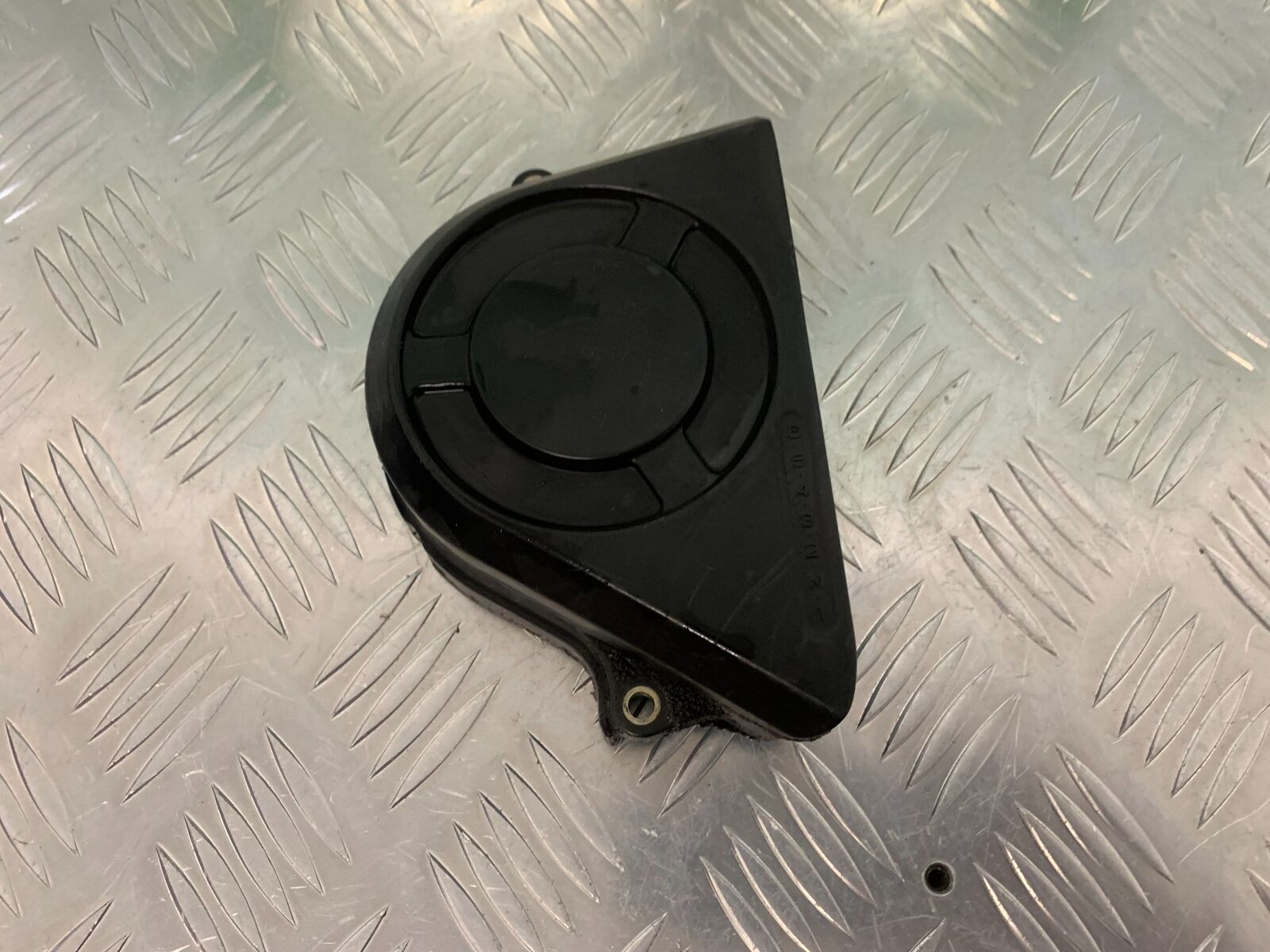 HONDA CBF600 CBF 600 SA-5 SPROCKET COVER  YEAR 2004 -07 (STOCK 965)