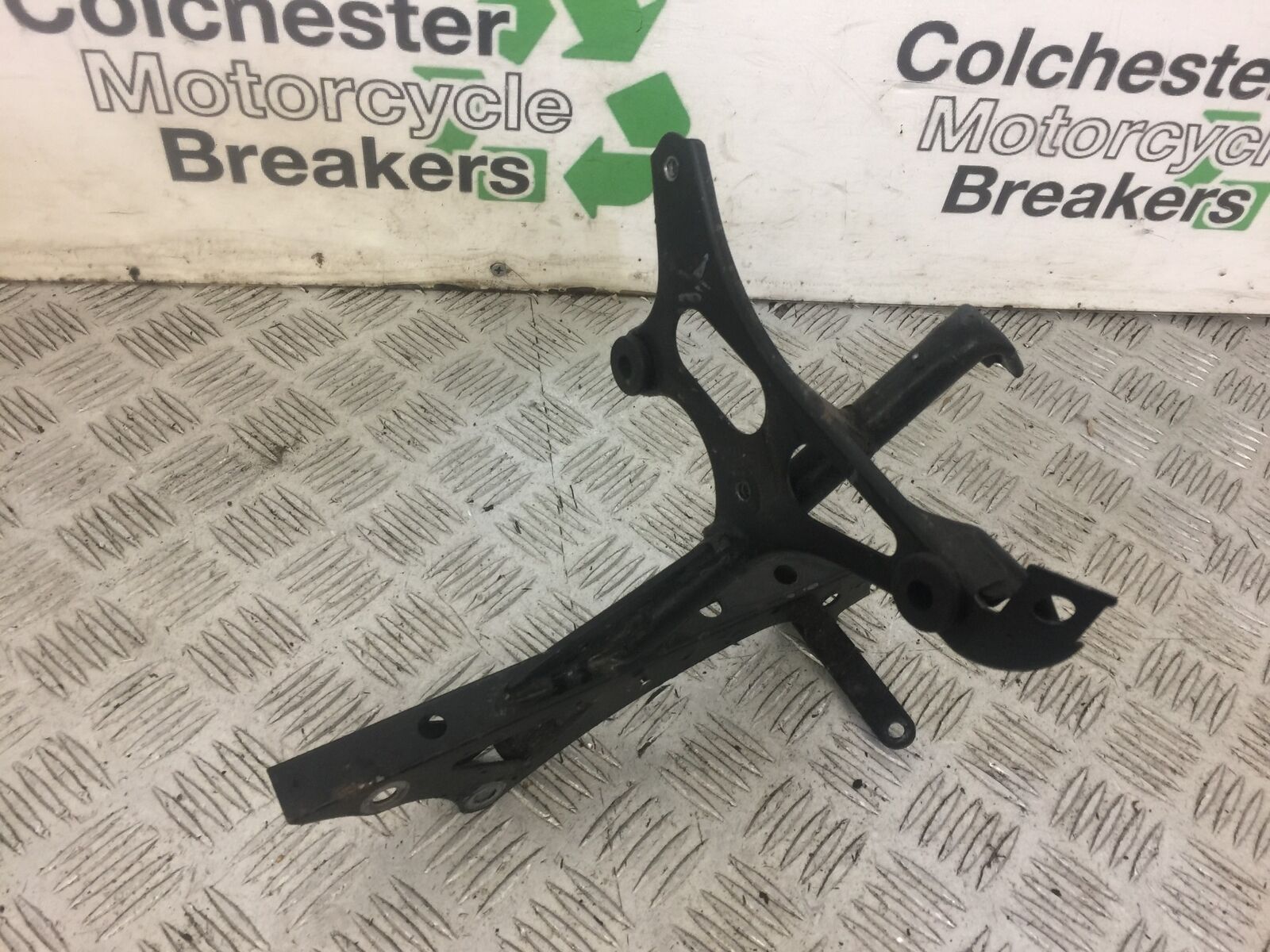 HONDA HONDA CBR400 RR FAIRING BRACKET  YEAR 1990-95(STOCK 624)