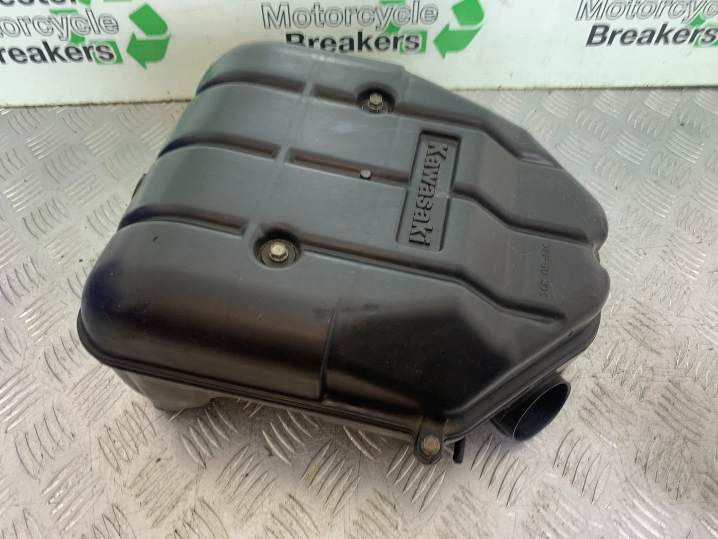 KAWASAKI ZZR1100 D AIRBOX  YEAR 1993-2001 (CMB1289)