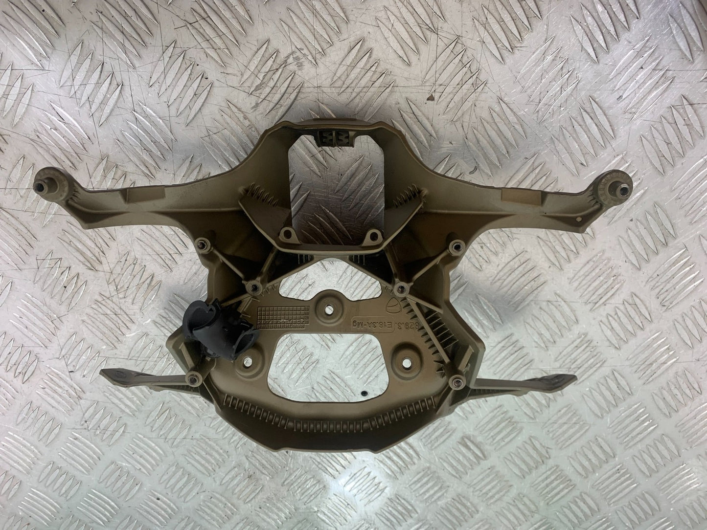 DUCATI 1299 PANIGALE FAIRING BRACKET  YEAR 2016 (CMB 1187)
