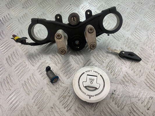 BENELLI BN125 BN 125 LOCKS AND KEY   YEAR 2018-2021 (CMB1194)