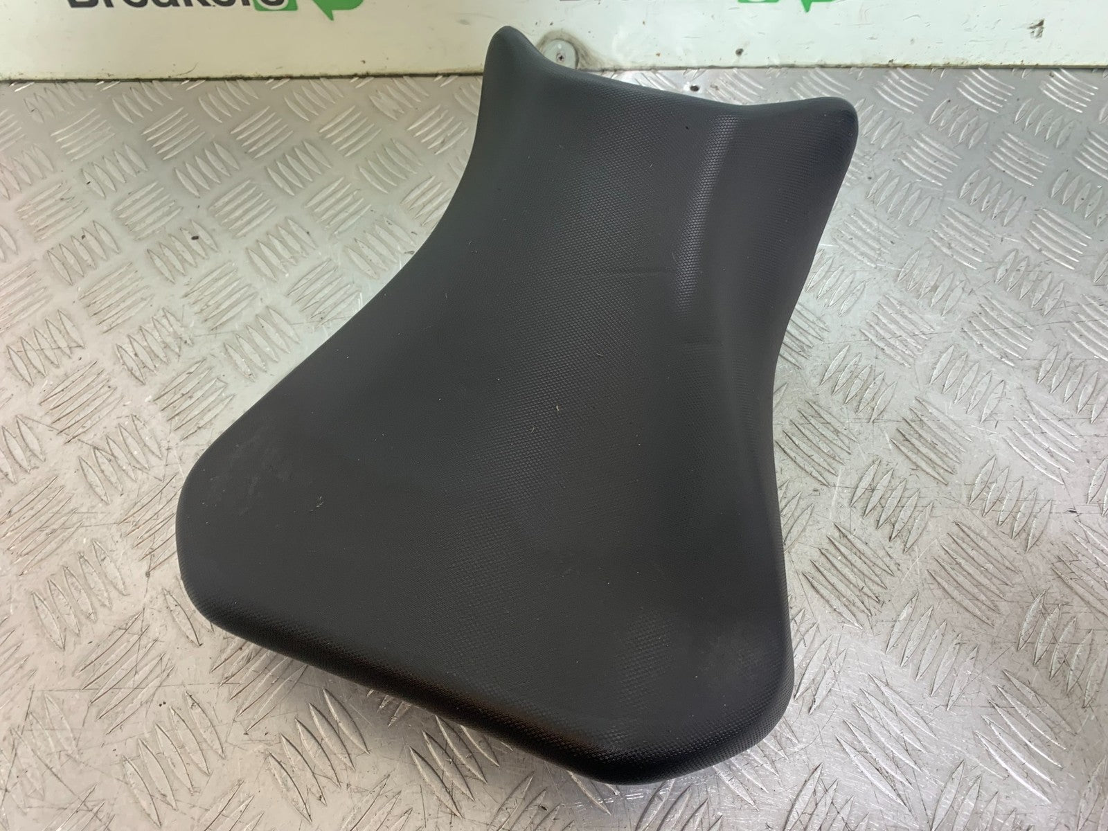 SUZUKI SV1000 SV 1000 FRONT SEAT YEAR 2003-2007 (CMB1293)
