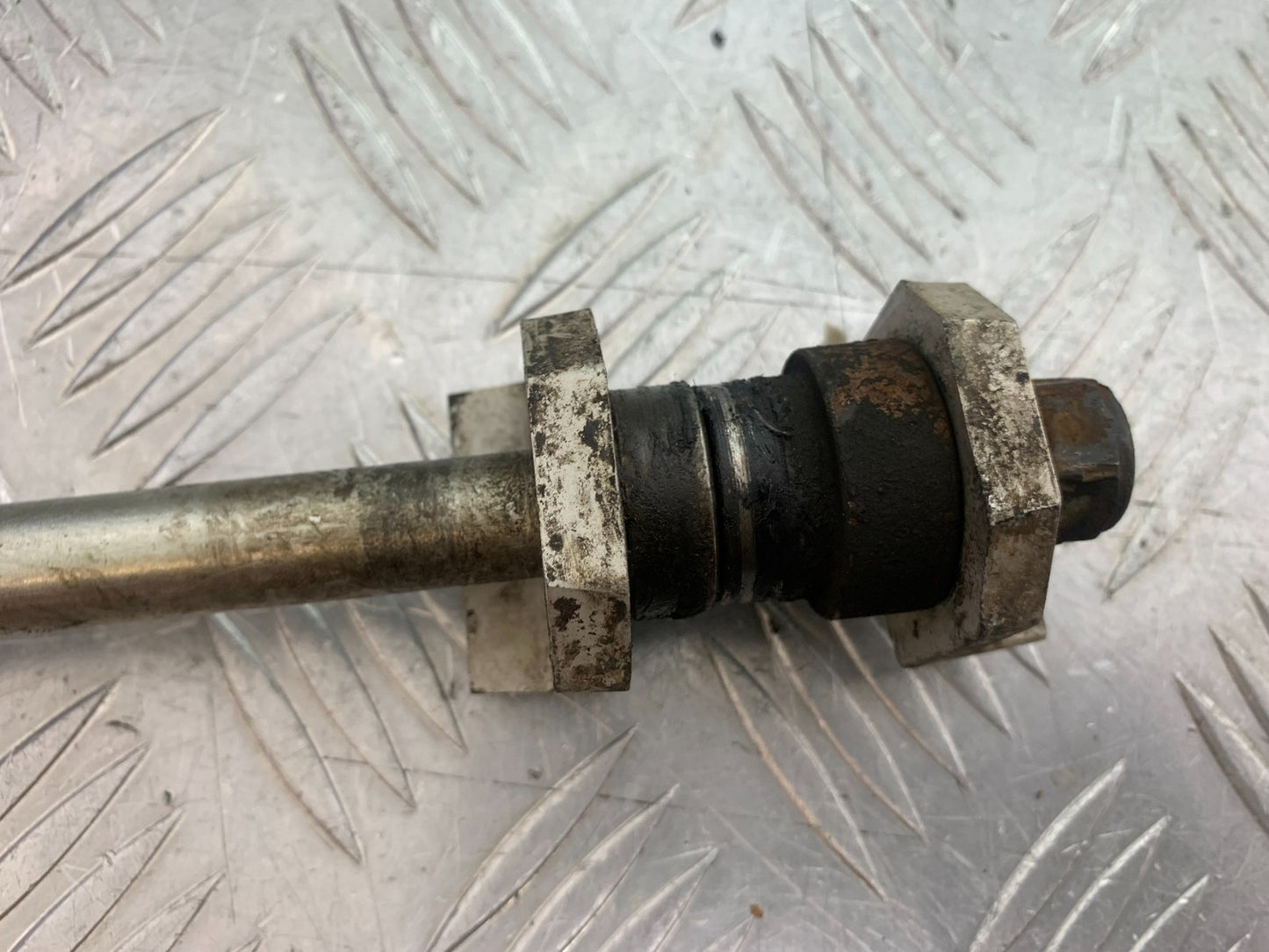 BENELLI BN125 BN 125 REAR WHEEL SPINDLE YEAR 2018-2021 (CMB1194)