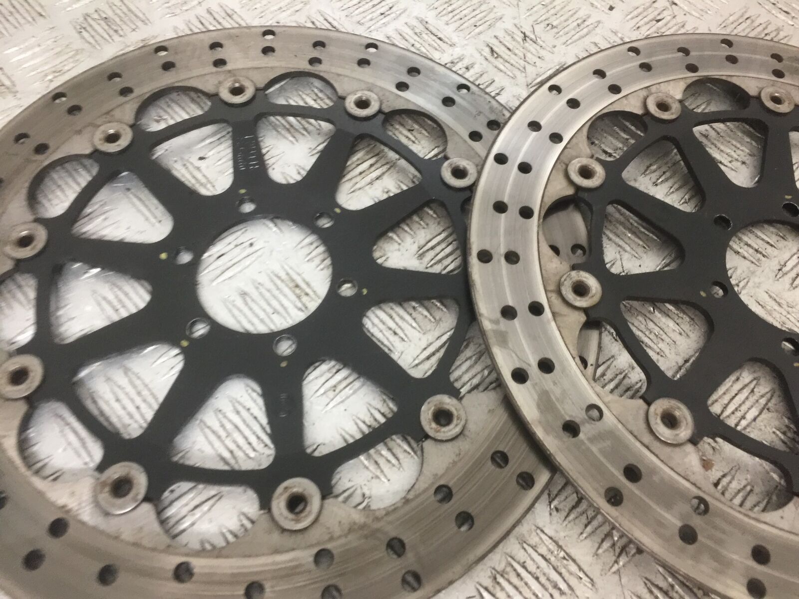 DUCATI 696 MONSTER FRONT BRAKE DISCS  YEAR 2008 (STOCK 768)