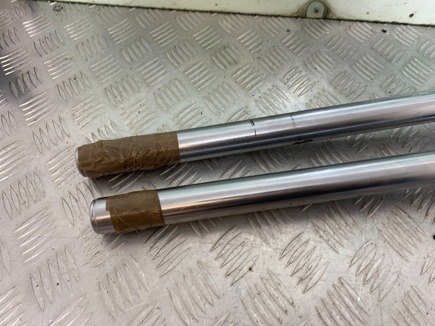 YAMAHA XV1100 XV 1100 VIRAGO FORKS  1990-1999 (CMB1190)