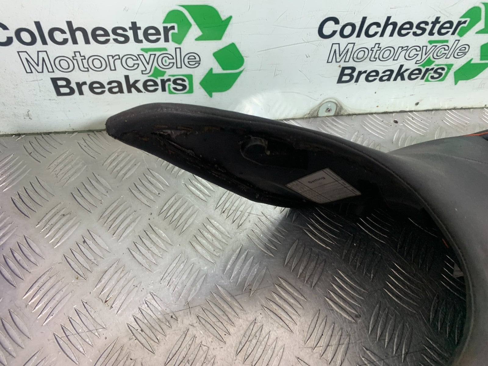 KTM 990 SUPER DUKE SEAT  YEAR 2007-2011  (CMB1207)