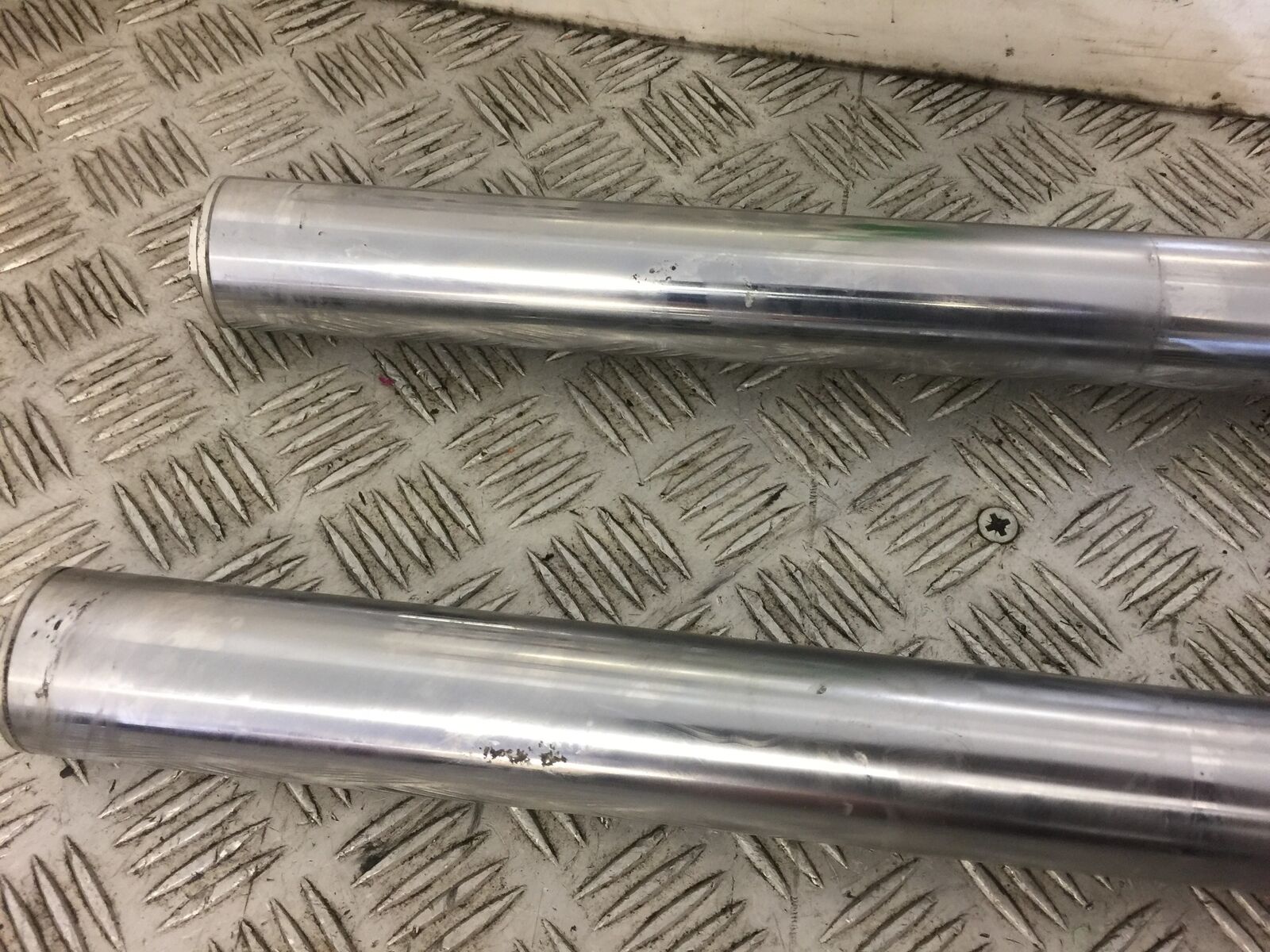 MOTO GUZZI SPORT 4V FORKS   YEAR 2009 (STOCK 469)