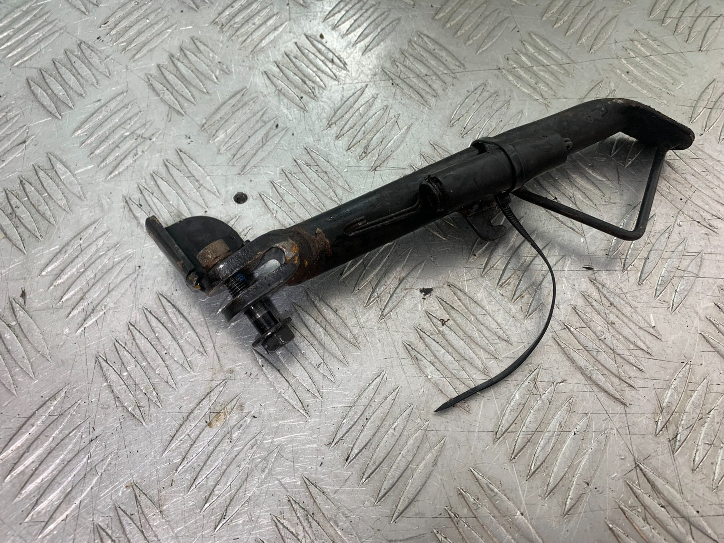 YAMAHA YZF-R125 YZF 125 SIDE STAND  YEAR 2019-2022 (CMB1263)