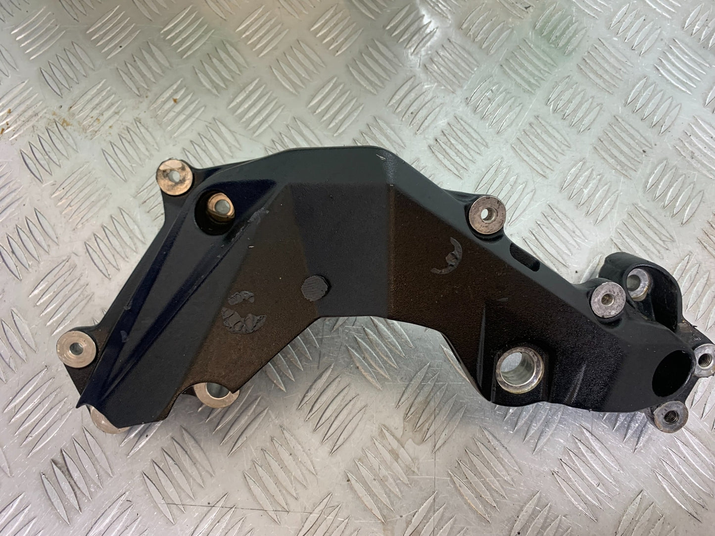 MV AGUSTA 800 F3 LEFT FRAME SUPPORT  YEAR 2013-2016 (CMB1152)