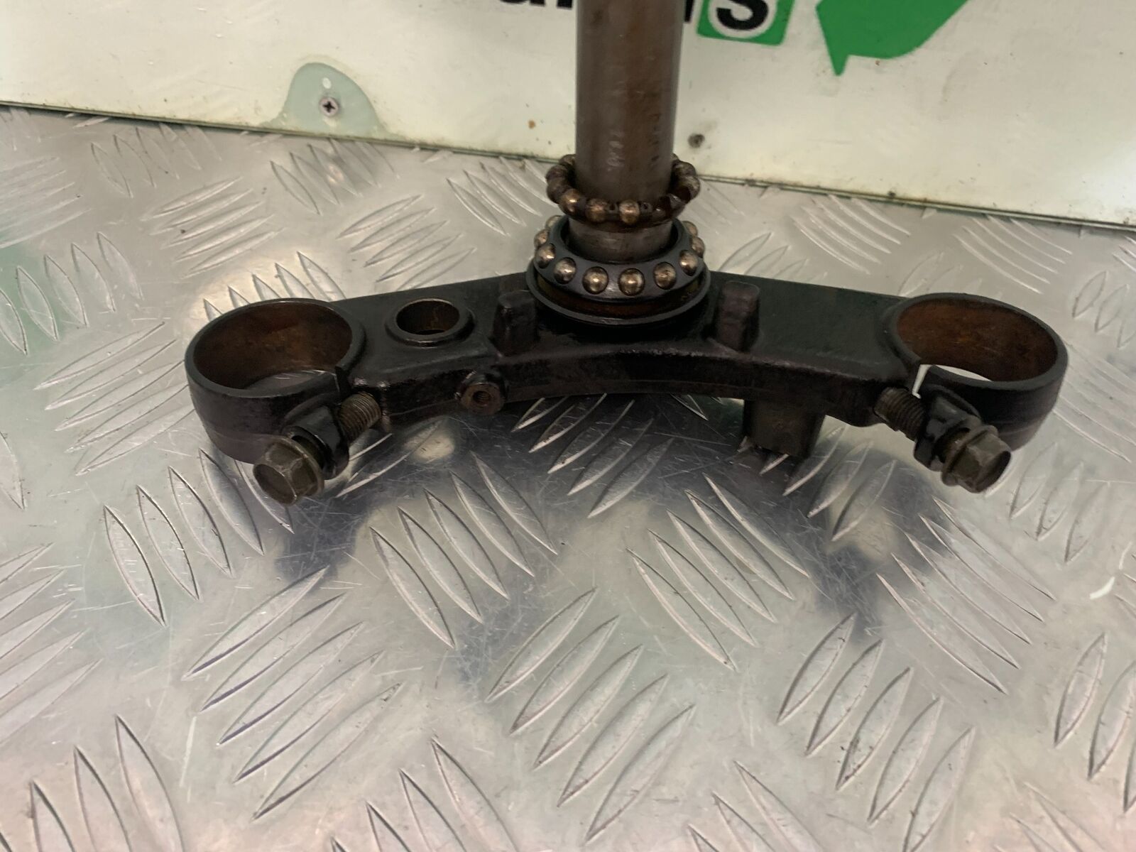 HONDA CBR 400 NC23 TRI-ARM BOTTOM YOKE  YEAR 1987-89 (STOCK 969)