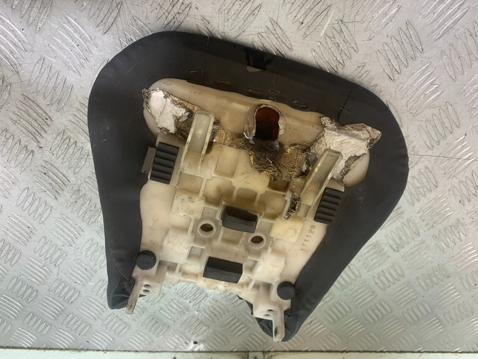 SUZUKI GSXR750 GSXR 750 K4 K5 FRONT SEAT   2004-2005 (CMB1319)