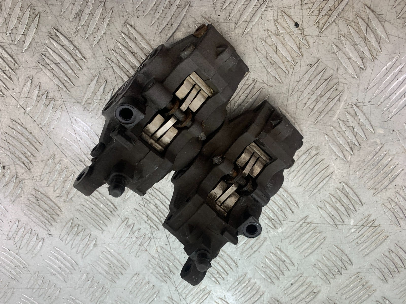 SUZUKI RF900 RF 900 FRONT BRAKE CALIPERS YEAR 1994-1999 CMB1326