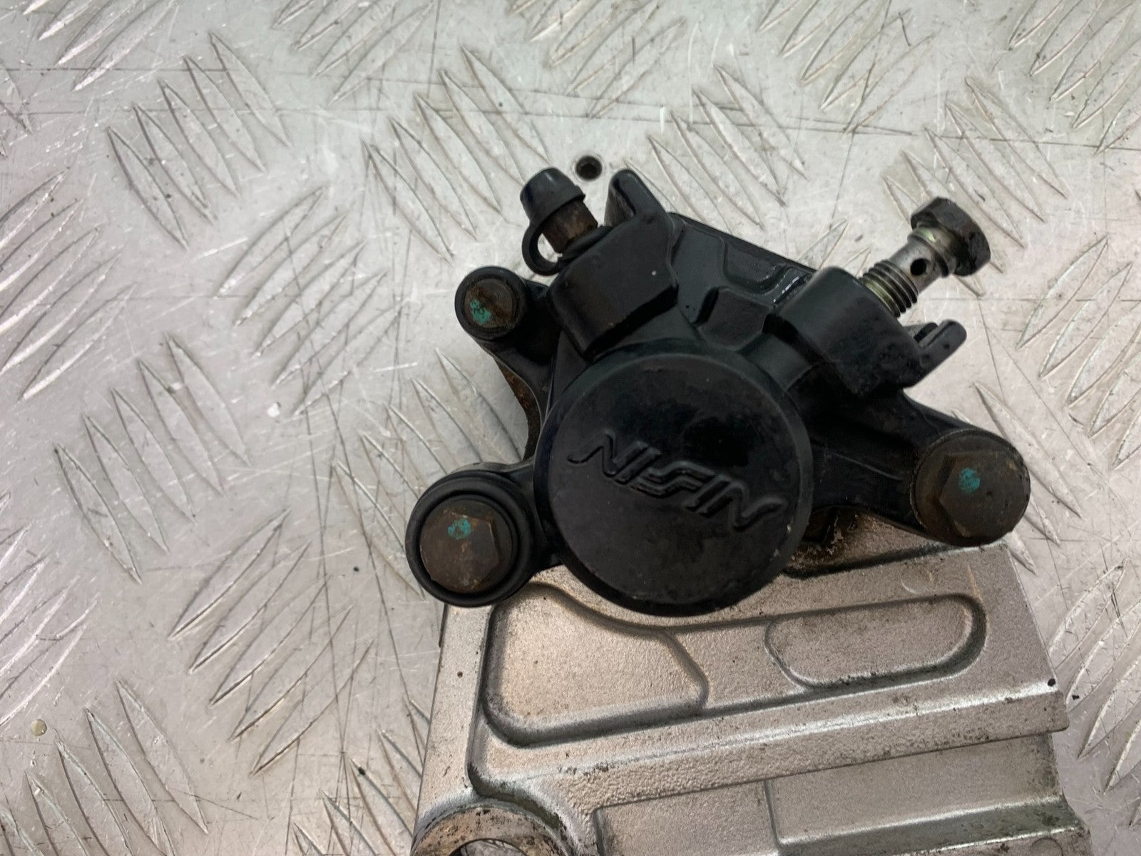 TRIUMPH 955i DAYTONA REAR BRAKE CALIPER YEAR 2002-2006 (CMB1229)