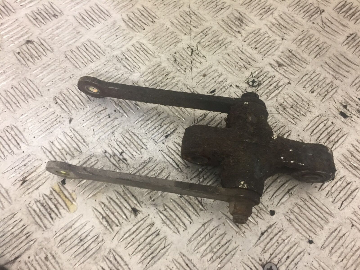 SUZUKI RF600 RF 600 REAR SHOCK LINKAGE YEAR 1996 (STOCK 679)