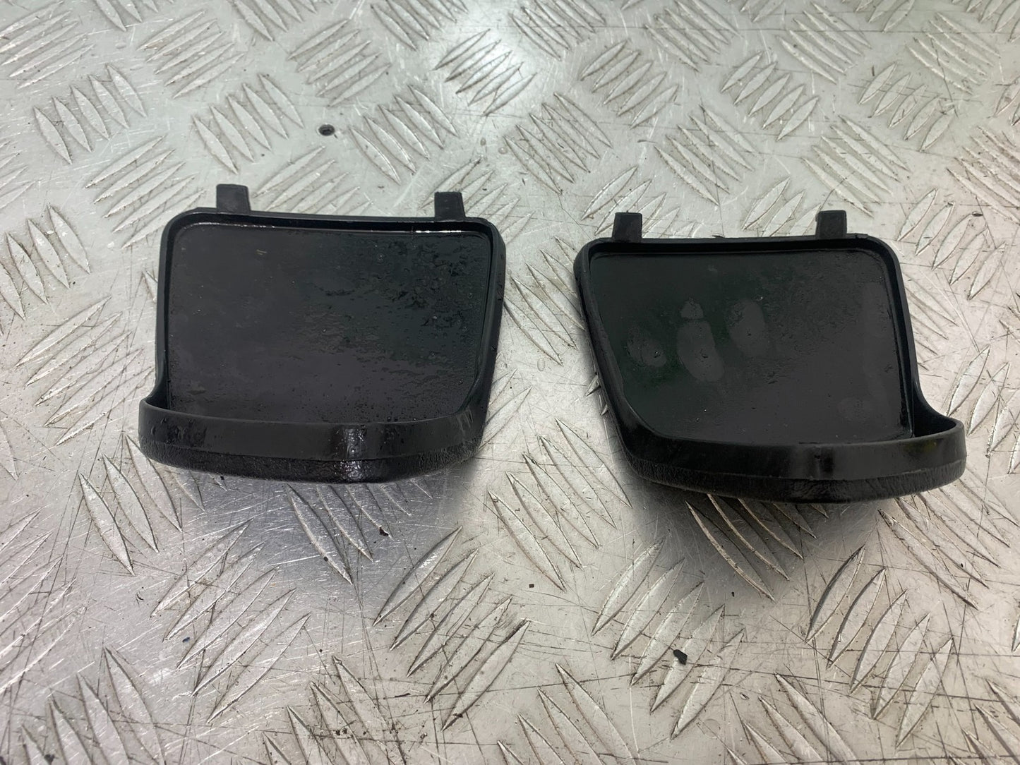 PIAGGIO VESPA GTS 125 LEFT & RIGHT INFILLS YEAR 2009-14  (CMB1261)