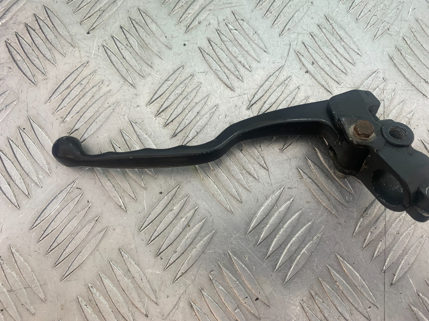 KAWASAKI GT550 GT 550 CLUTCH LEVER AND BRACKET YEAR 1984-87 (CMB1141)