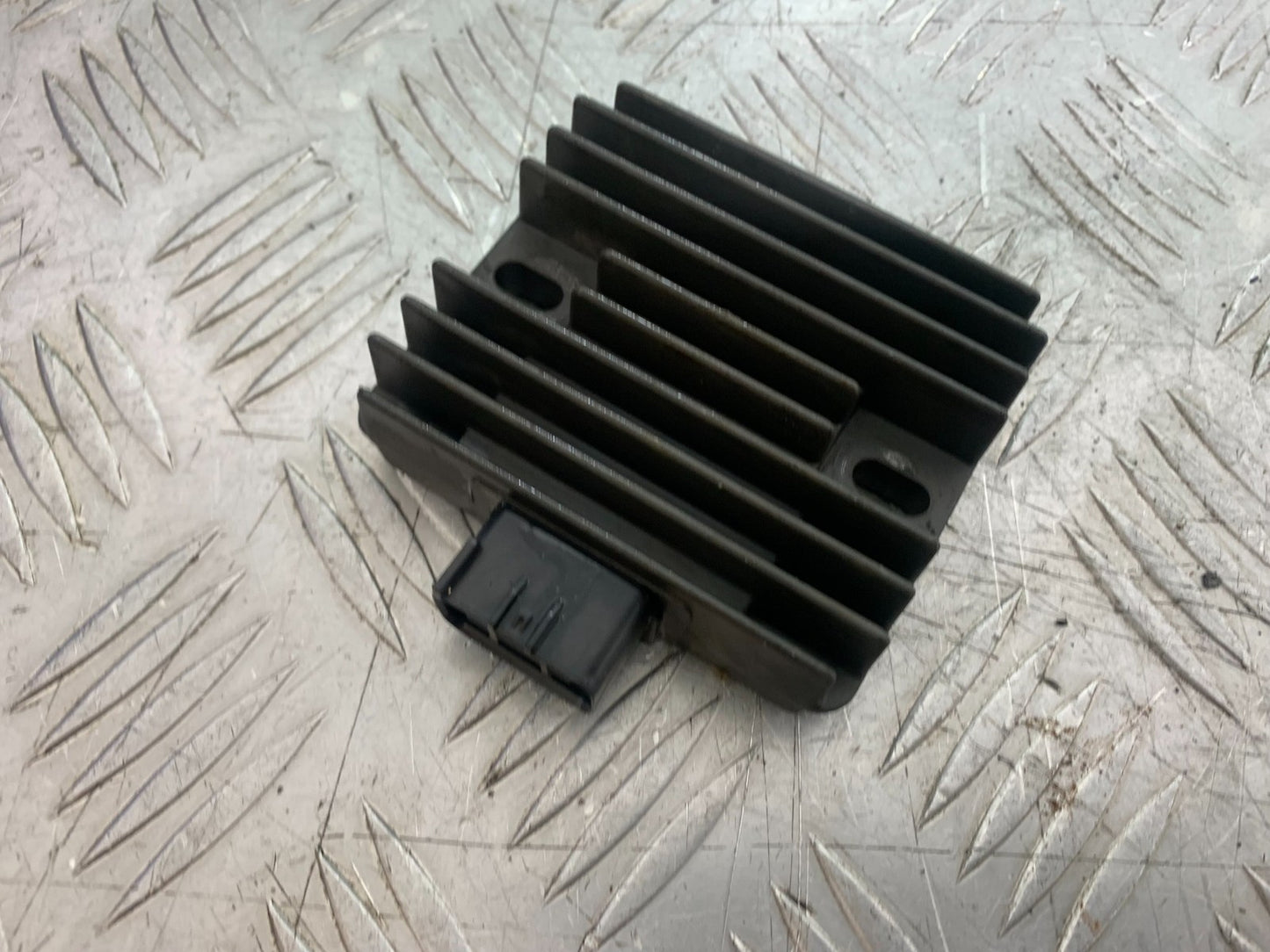 YAMAHA XMAX 250 XMAX 250 REGULATOR  YEAR 2006-09 (CMB1201)