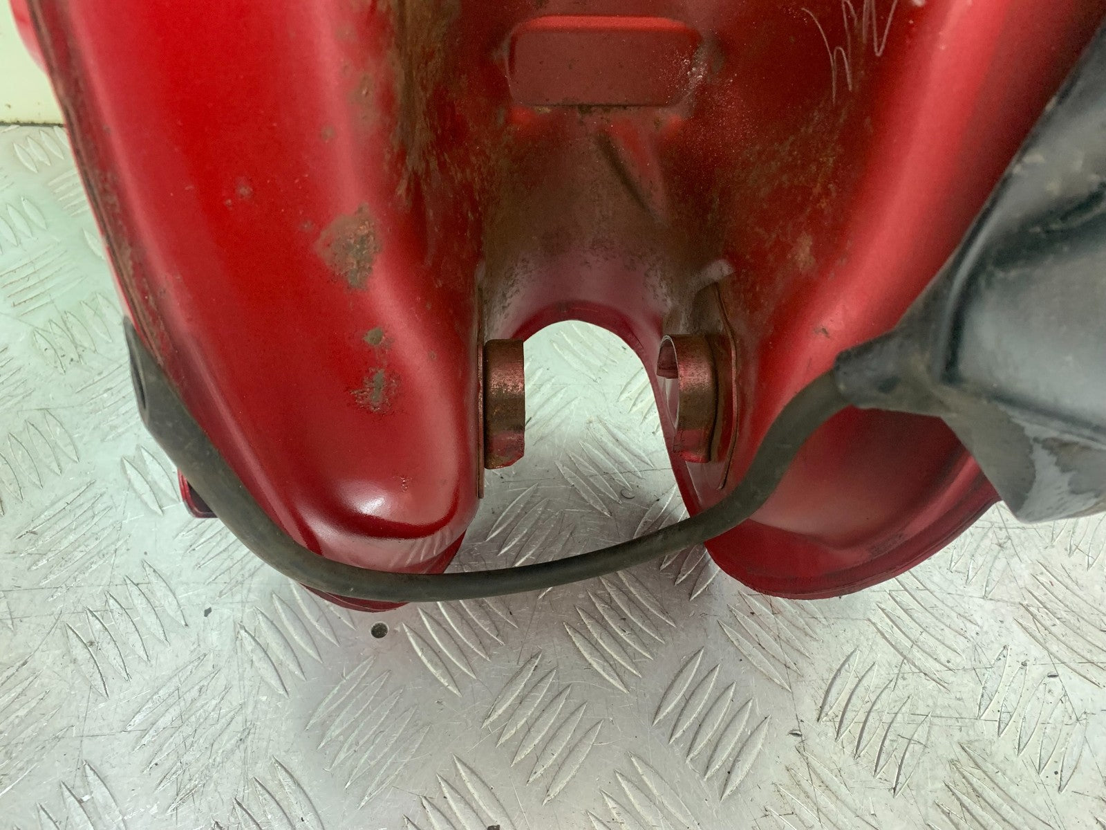 YAMAHA YBR125 YBR 125 PETROL TANK YEAR 2010-2017 (CMB1252)