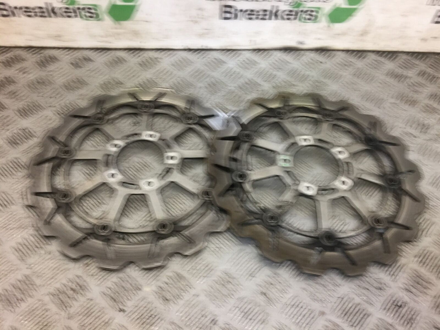 DUCATI 999 BIPOSTO FRONT BRAKE DISCS  YEAR 2004 (STOCK 549)