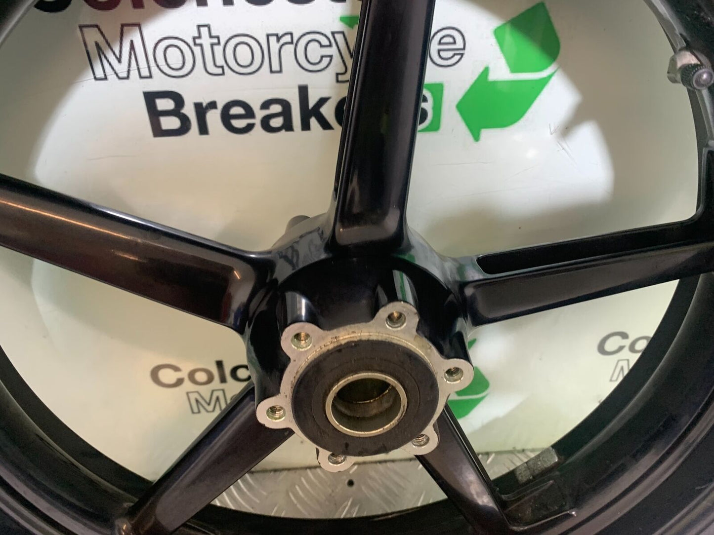 KTM 990 SUPERMOTO T FRONT WHEEL  YEAR 2010-2011  (CMB1127)
