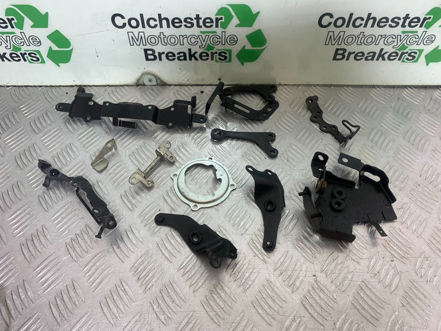 YAMAHA YZF R7 FRAME BRACKETS  YEAR 2022-2025 (CMB1255)